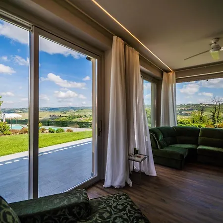 Villa Leolo' Monforte D'Alba