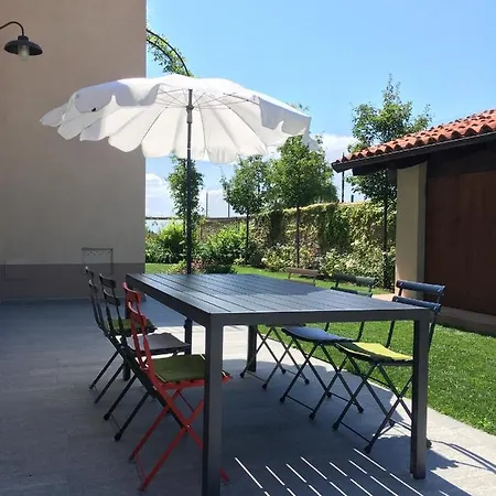 Villa Leolo' Monforte D'Alba